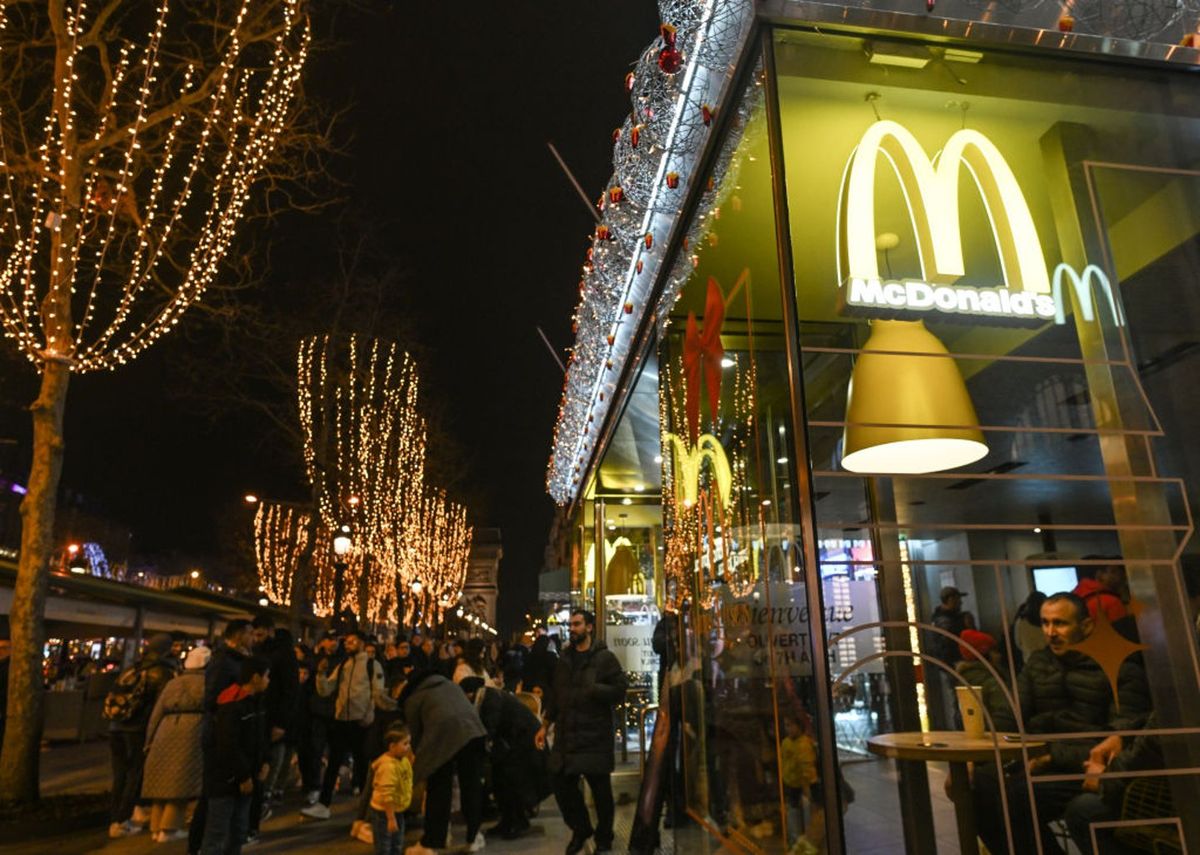 Is Mcdonald's Open On Christmas Day 2026