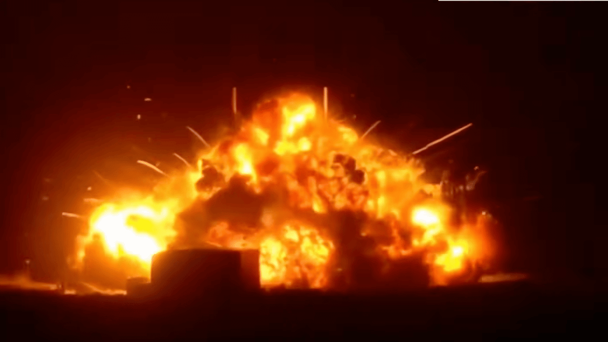 Jeff Bezos' Blue Origin rocket causes ‘nuclear bomb’ explosion in Florida