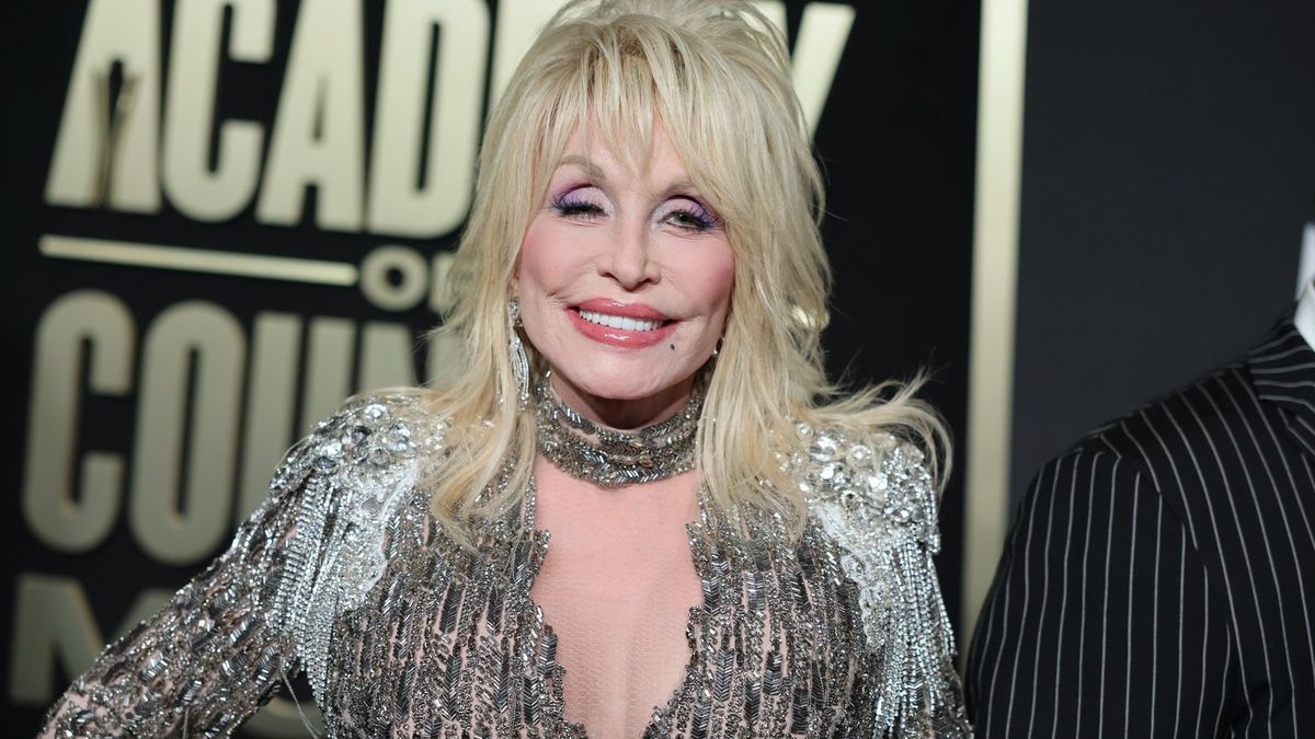 Dolly Parton dies, aged 80
