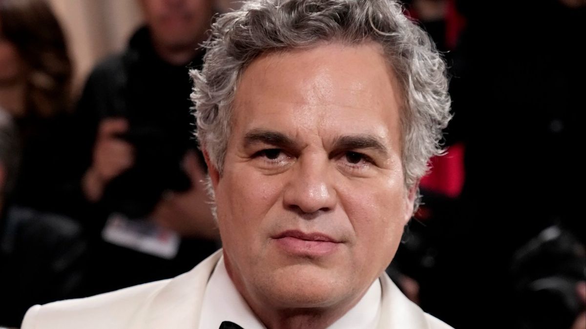 Mark Ruffalo's brutal Trump speech at Golden Globes sparks backlash ...