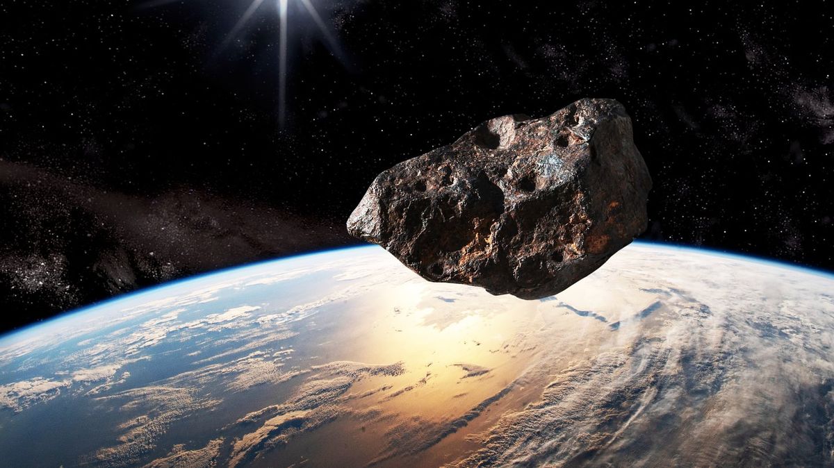 Giant asteroid to get closer to Earth than the moon tonight and you can watch it