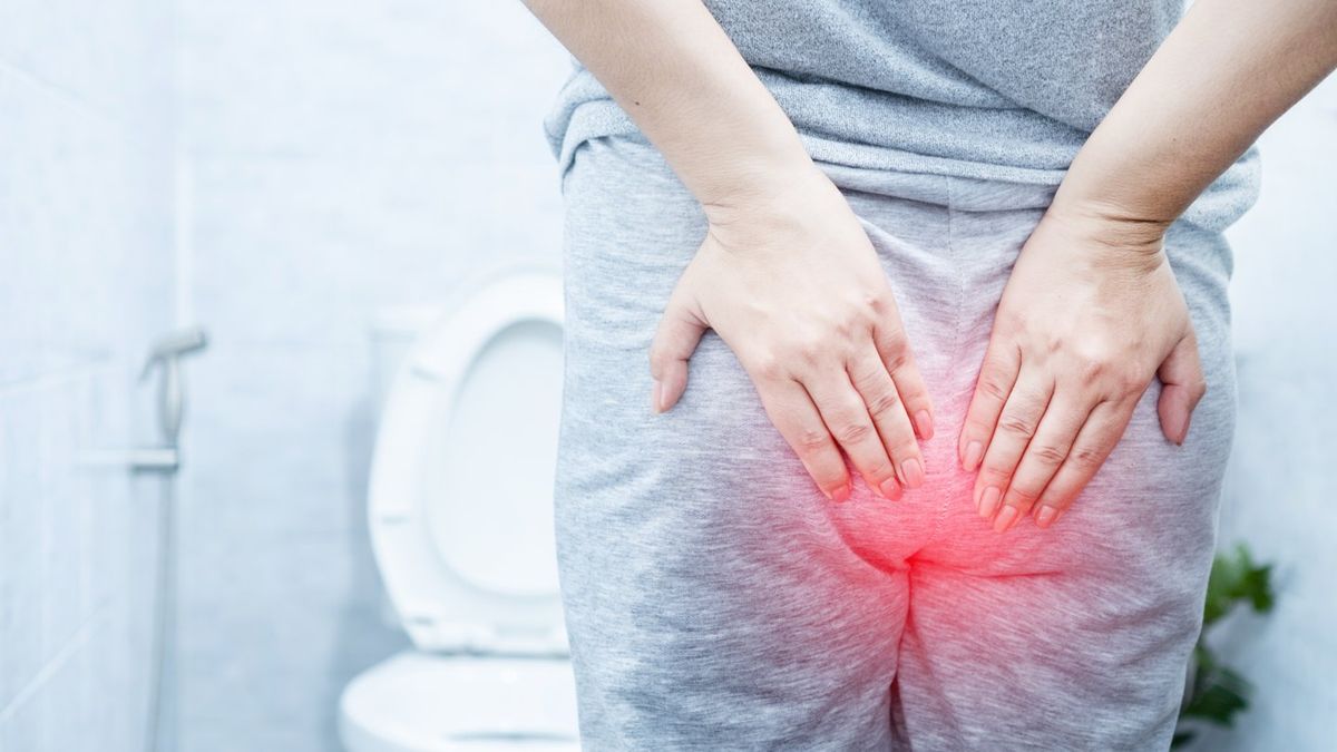 ‘Booze butt’ is gross side-effect of alcohol - doctor shares how to