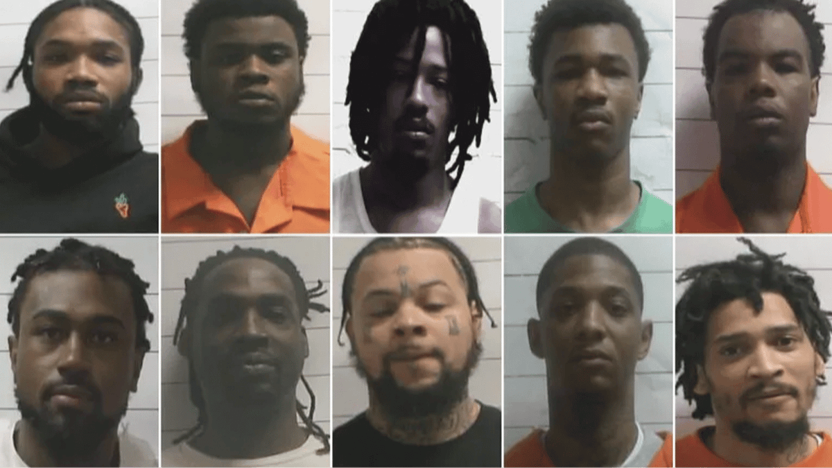FBI offers huge reward as manhunt continues for prisoners who escaped ...