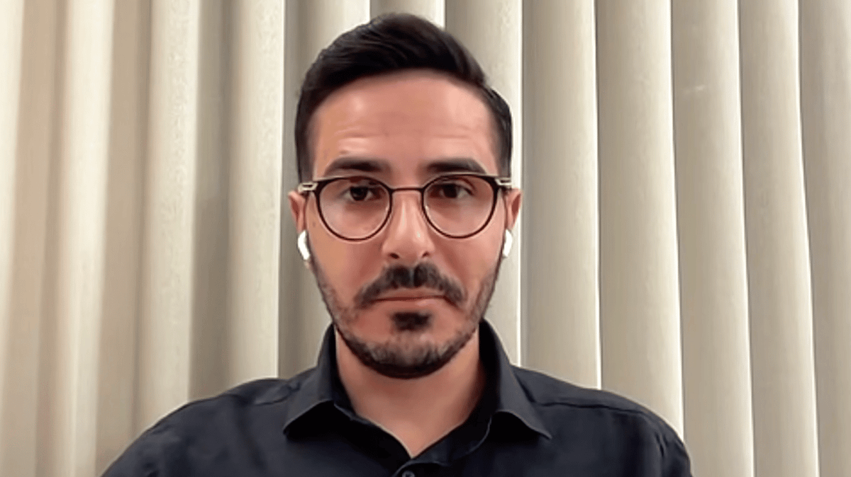 'Tinder Swindler' Who Scammed Women Out Of $10 Million Just Made A Move That's Raising Eyebrows