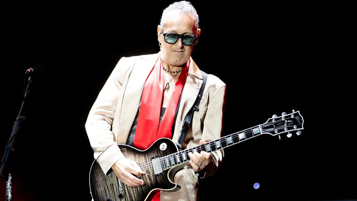 Def Leppard star Vivian Campbell vows not to slow down as he reveals his cancer has returned after transplant
