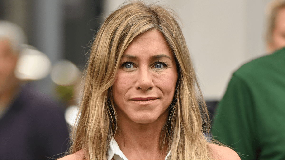 Jennifer Aniston denies getting plastic surgery as she breaks down work