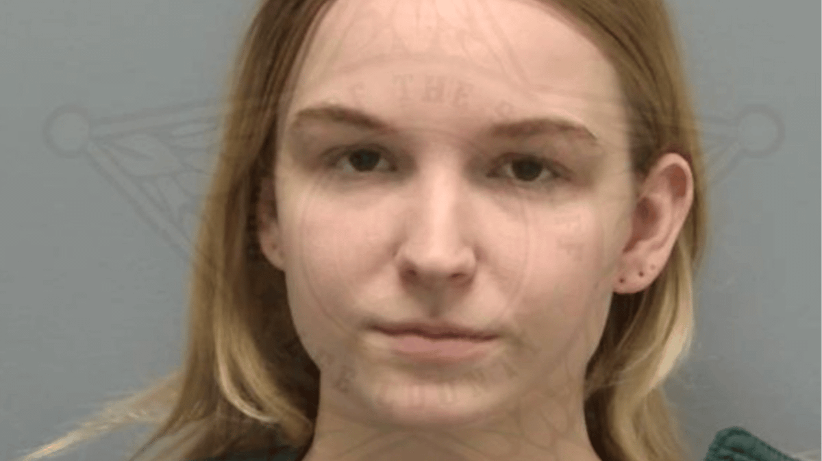 Mother arrested after her two toddler daughters drowned in pool with ...