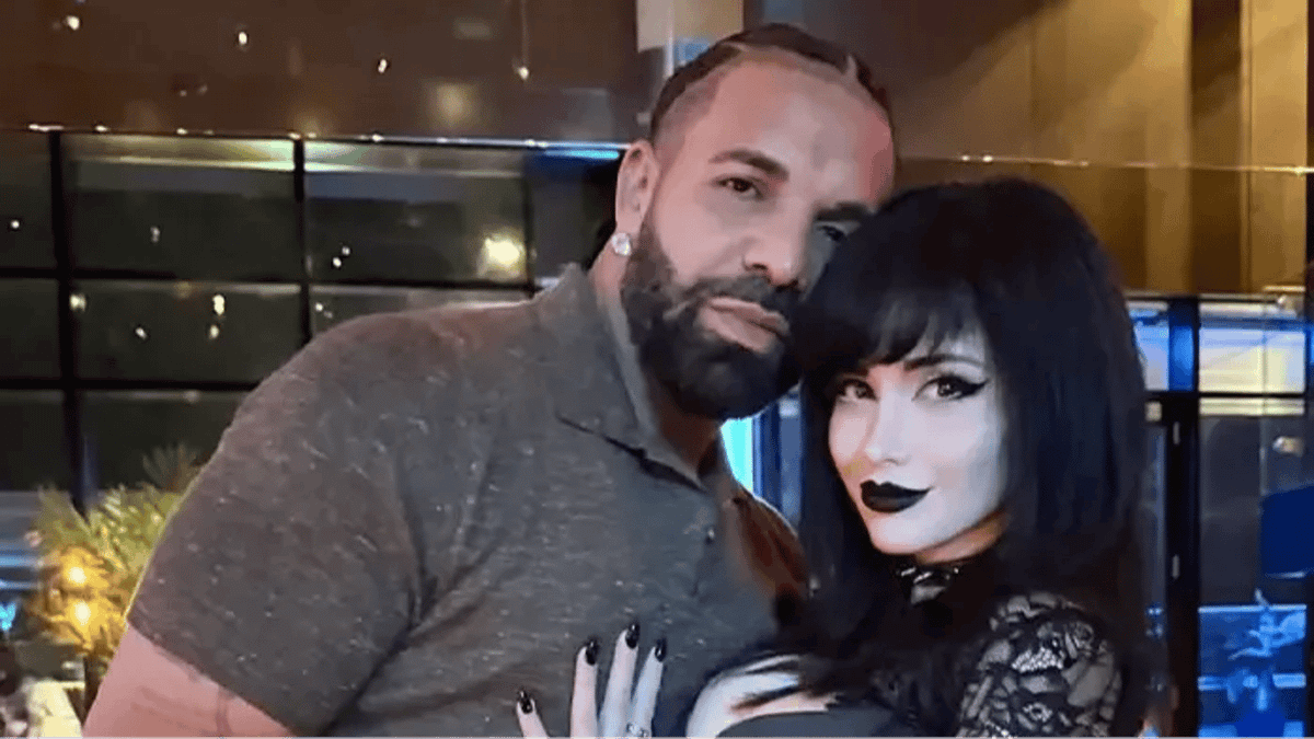 Drake's 'Goth Baddie' accidentally reveals her 'real age' after she ...