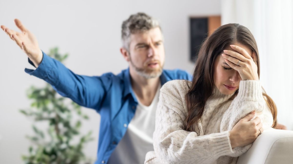 Expert explains why you shouldn't know all of your partner’s red flags