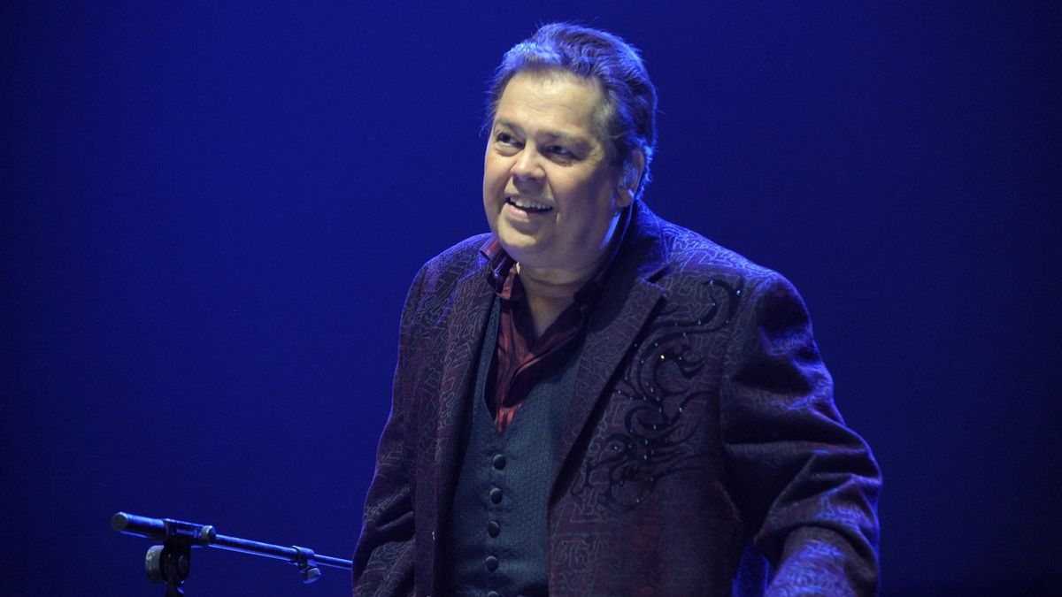 Five symptoms of MS that could be easily mistaken as The Osmonds star Alan Osmond dies aged 76