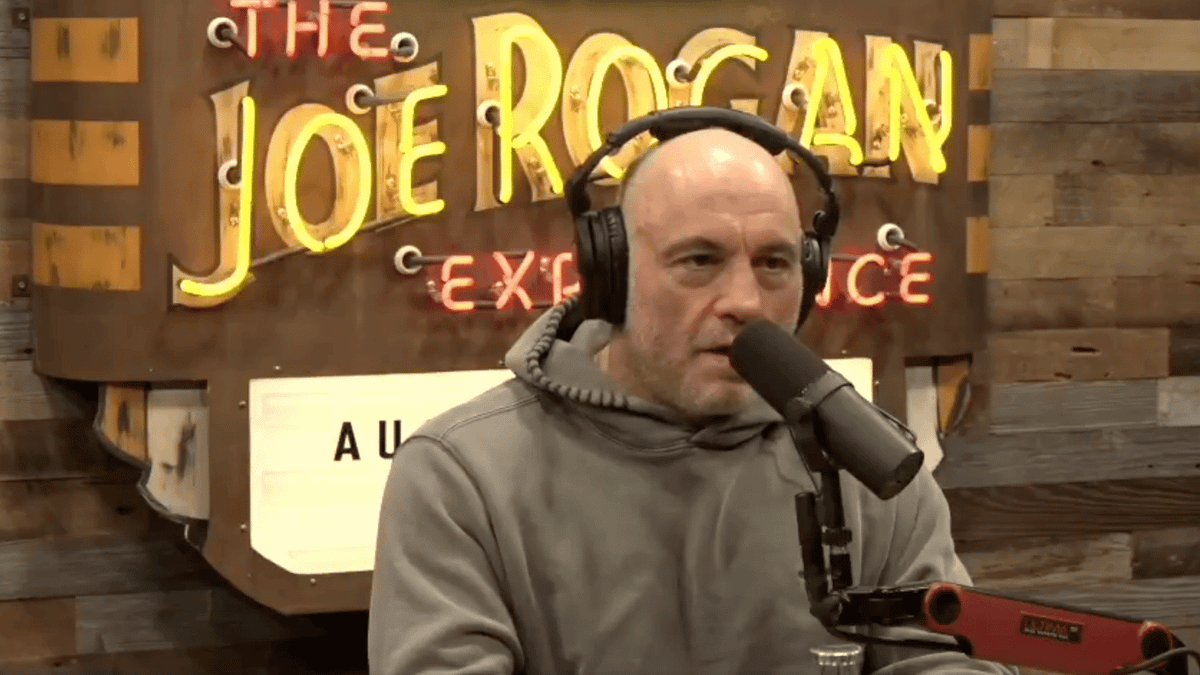 Jo Rogan Face Joe Rogan sparks debate after defending ‘super genius’ Elon Musk