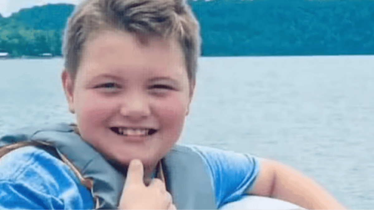 Family speaks out about symptoms after boy, 11, dies from flu despite ...