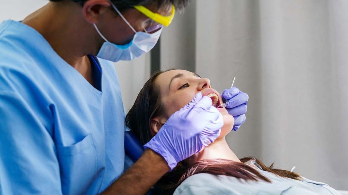 Dentists Reveal Truth Behind Claims They Can Tell A Person’s Intimate History Just By Looking At Their Mouth