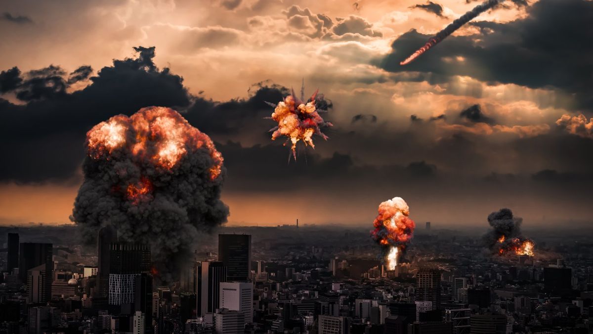 Households urged to keep one crucial item ready at home in case of war