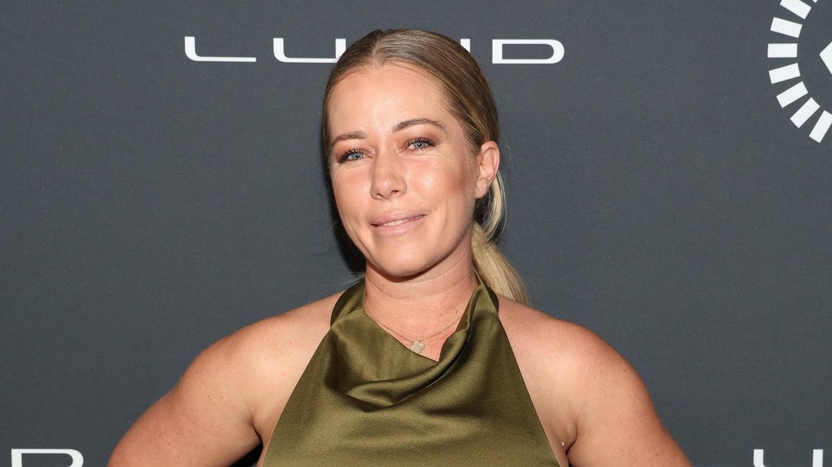 Kendra Wilkinson Slams Celebs for Hiding Their Use of Weight Loss Meds