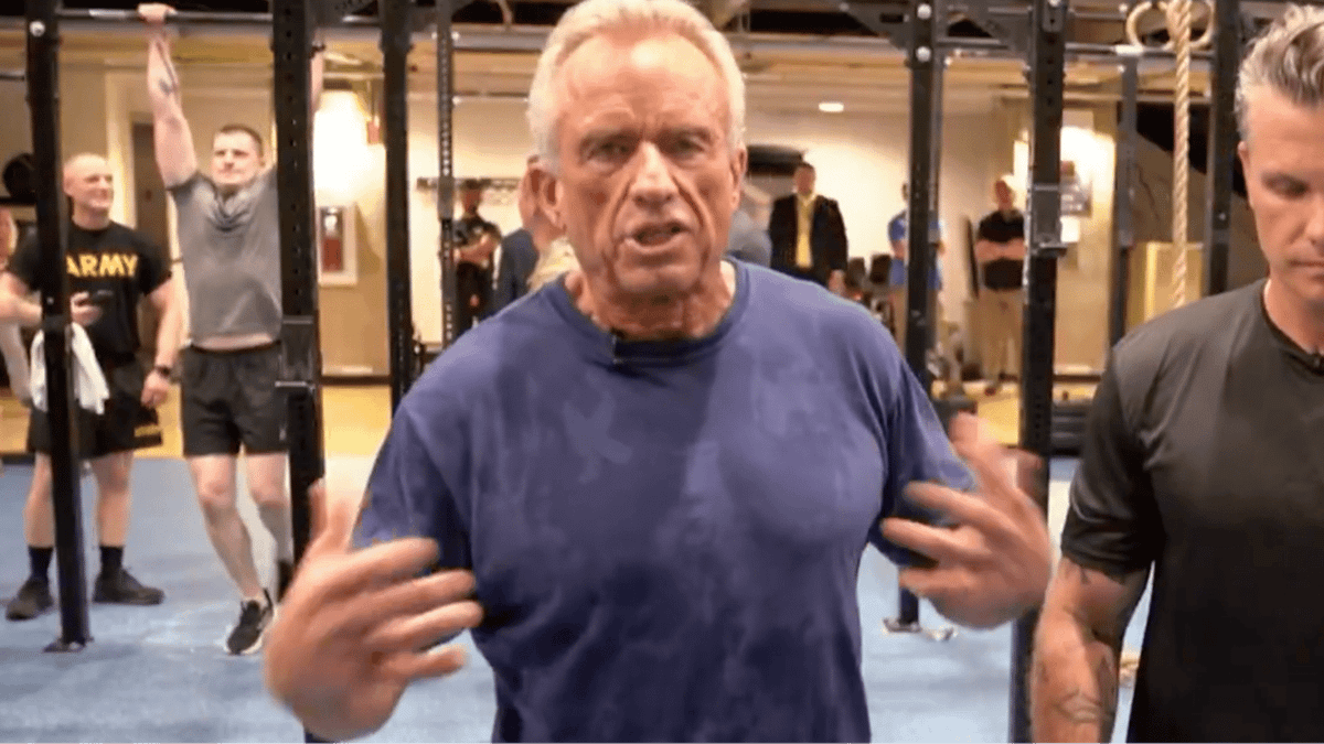 How Does Rfk Dress RFK Jr. reveals unusual reason he wears jeans to the gym following ...