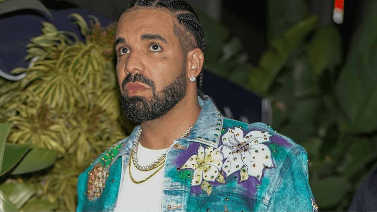 Infamous 'Drake curse' hits again as rapper loses $1 million on Super ...