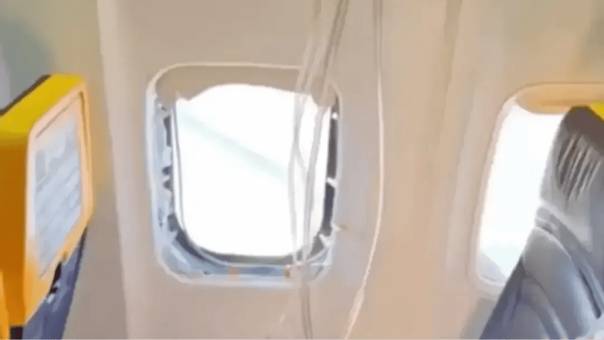 Ryanair disputes claims that man was partially sucked out of Ryanair plane at 15,000ft