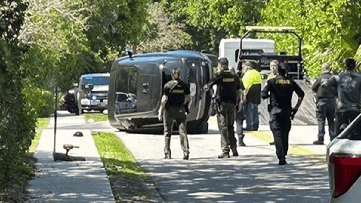 Tiger Woods involved in rollover car crash in Florida