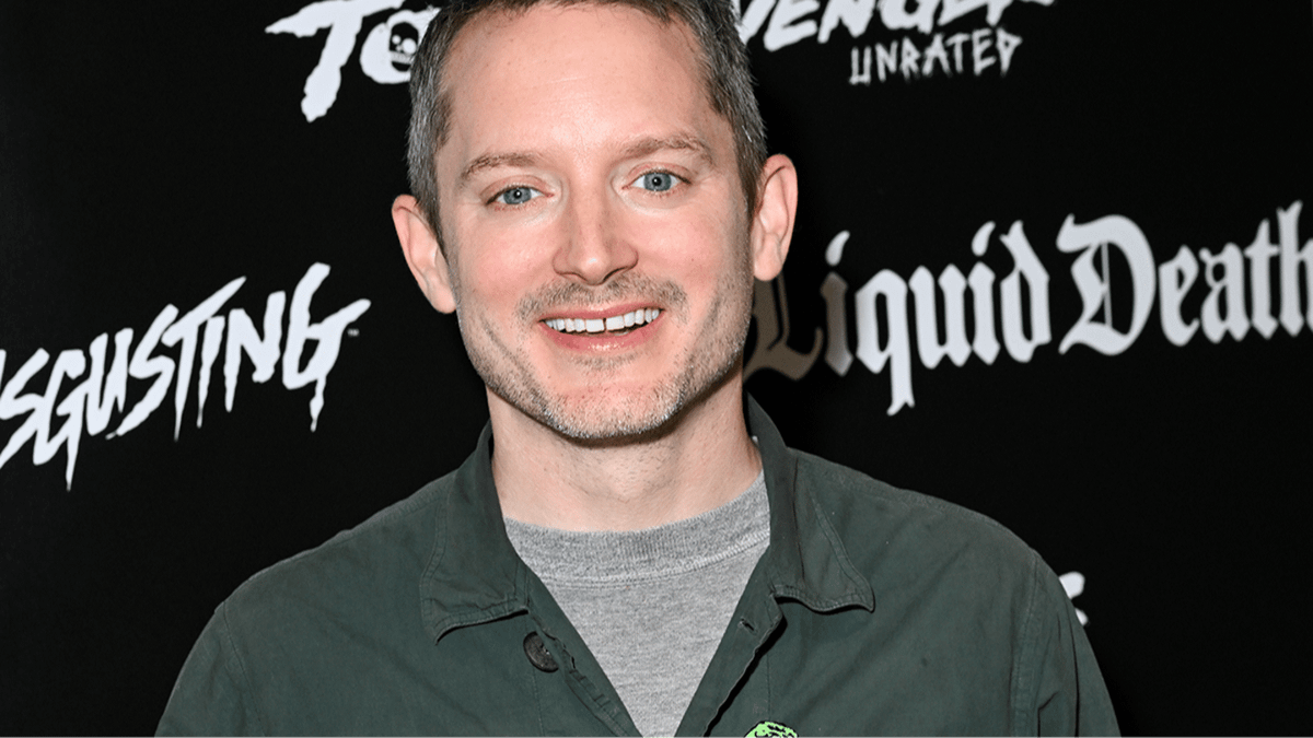 Elijah Wood says he doesn't want anyone else to play role of Frodo as long as he’s alive