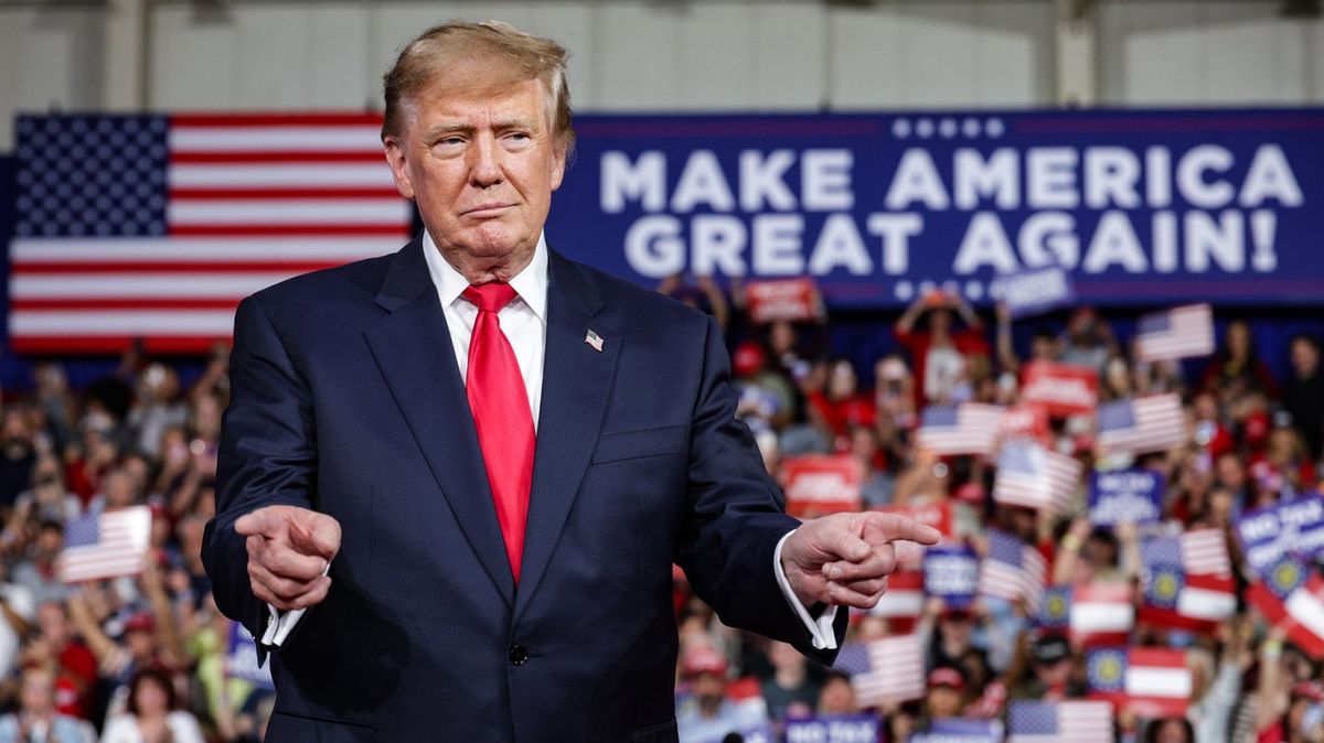 Trump's actual approval rating revealed as he slams 'fake' polls and comes up with his own figure