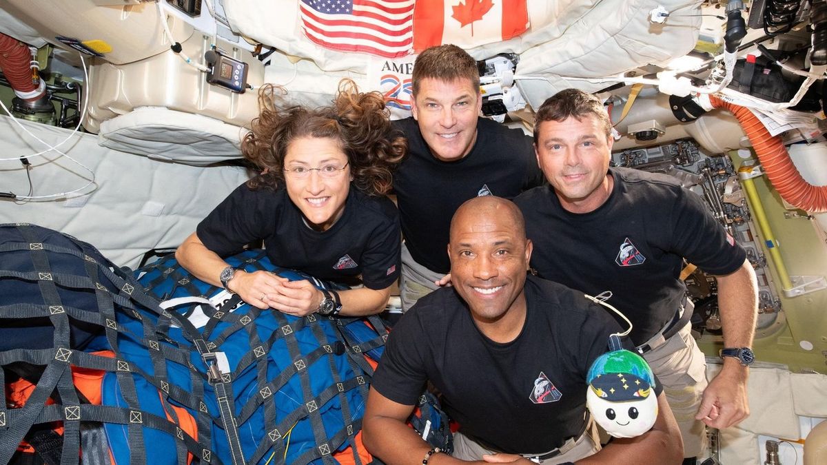 Experts Warn Of Surprising Side Effects Artemis Astronauts Might Suffer Back On Earth