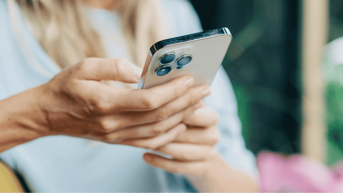 There’s a reason why your iPhone doesn’t always have the option to decline calls