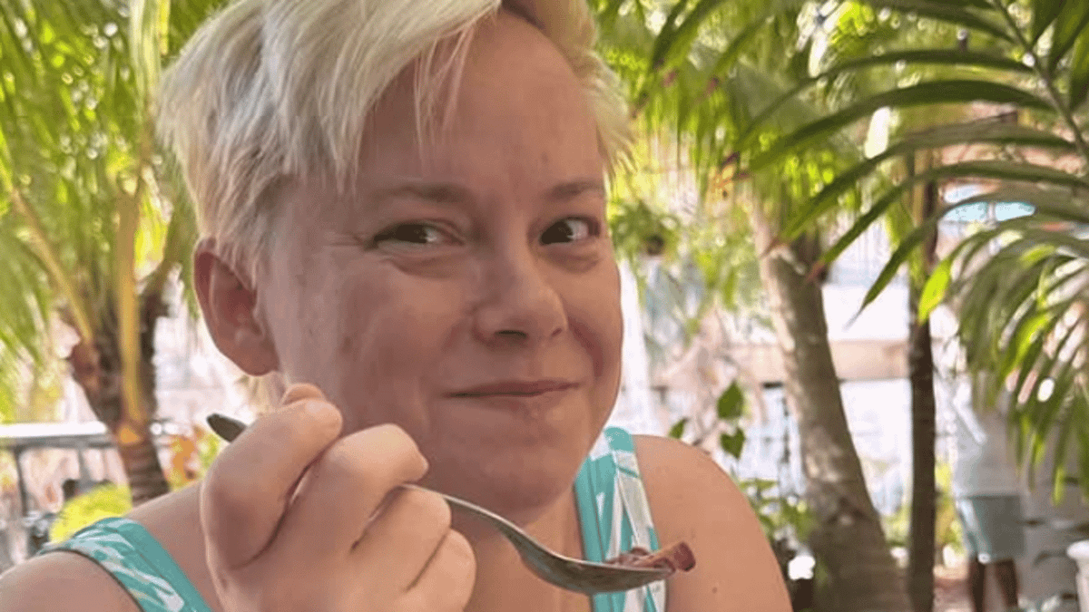North Carolina woman vanishes after being seen on Caribbean beach as husband issues heartbreaking plea