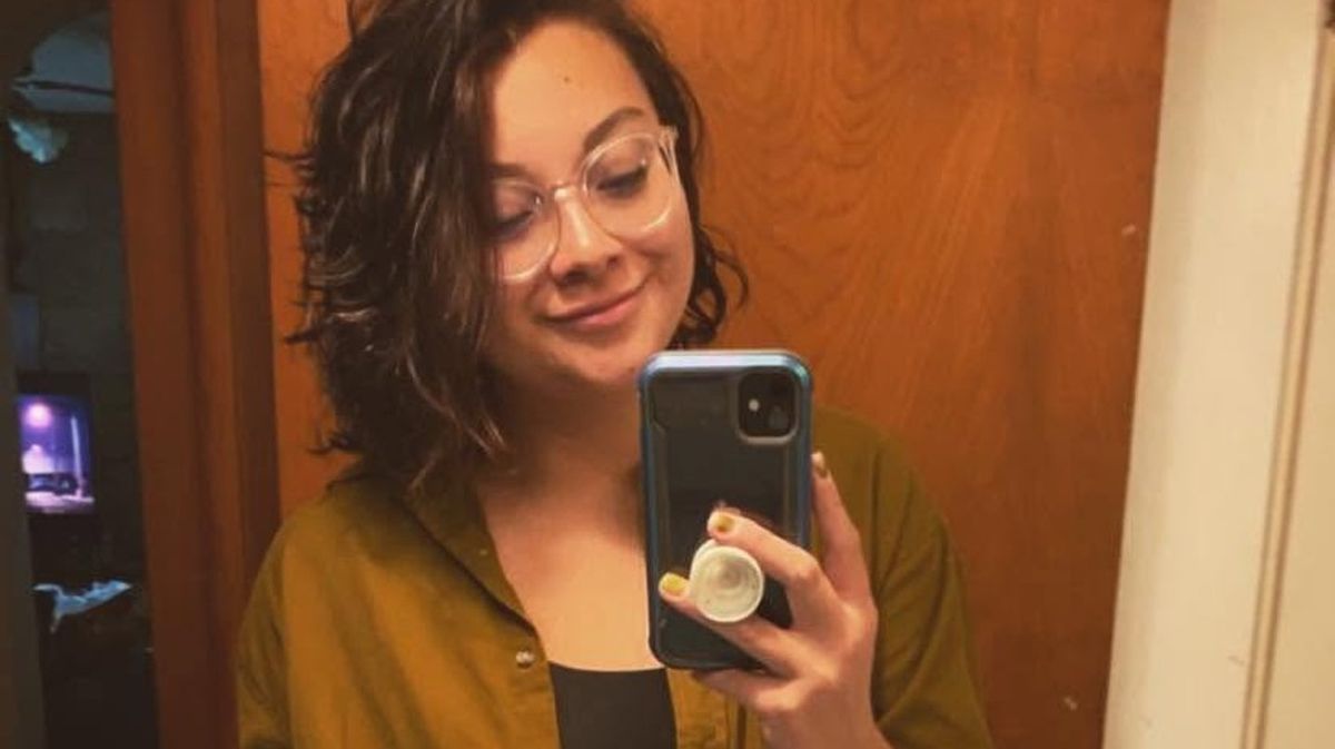 Teacher loses job after offering extra credit to students who donated to her travel GoFundMe