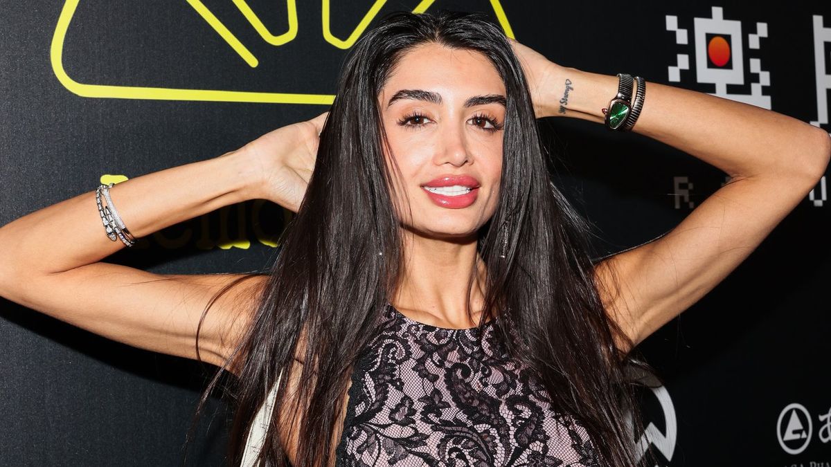 Influencer Accused of Luring and Robbing Men Through Dating Apps Faces Felony Case