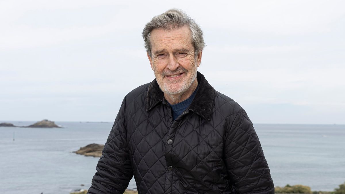 ‘90s movie star Rupert Everett admits he ‘ruined' himself in quest for perfect body that left him ‘almost crippled'