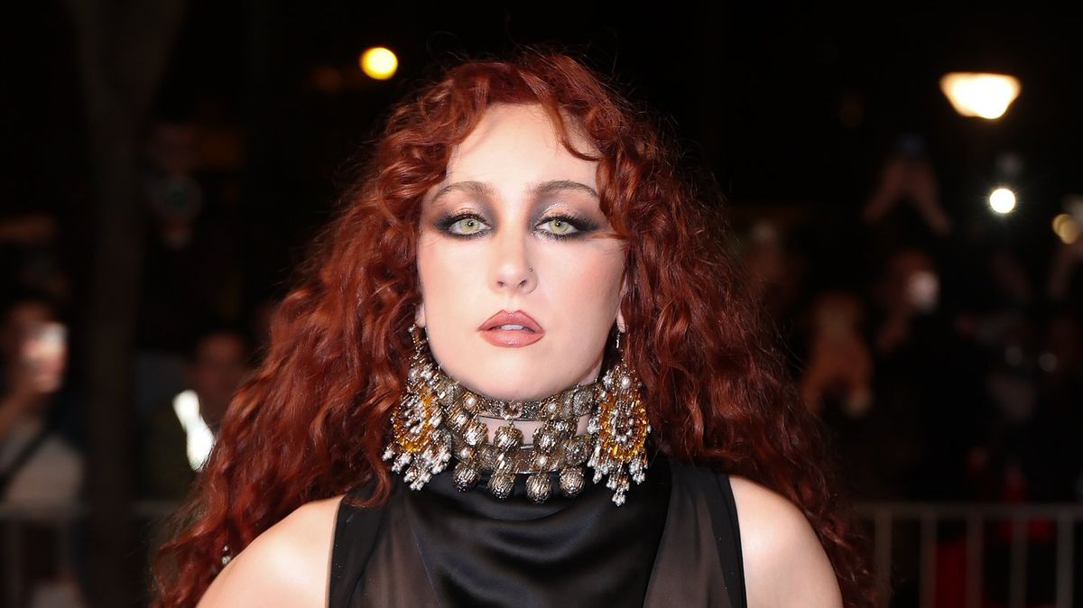 Security guard in Chappell Roan controversy breaks silence over claims Jude Law's daughter was left 'in tears'