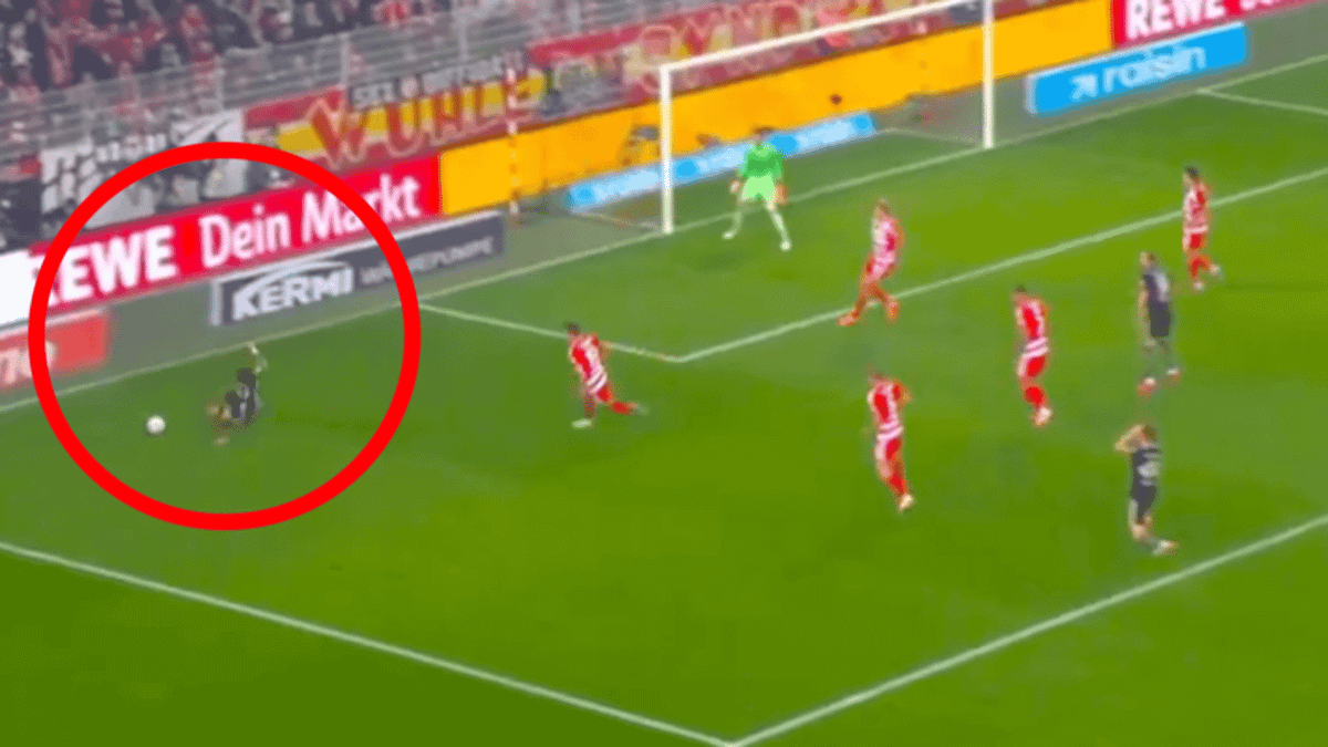 Luis Diaz Scores Goal of The Season Contender for Bayern Munich
