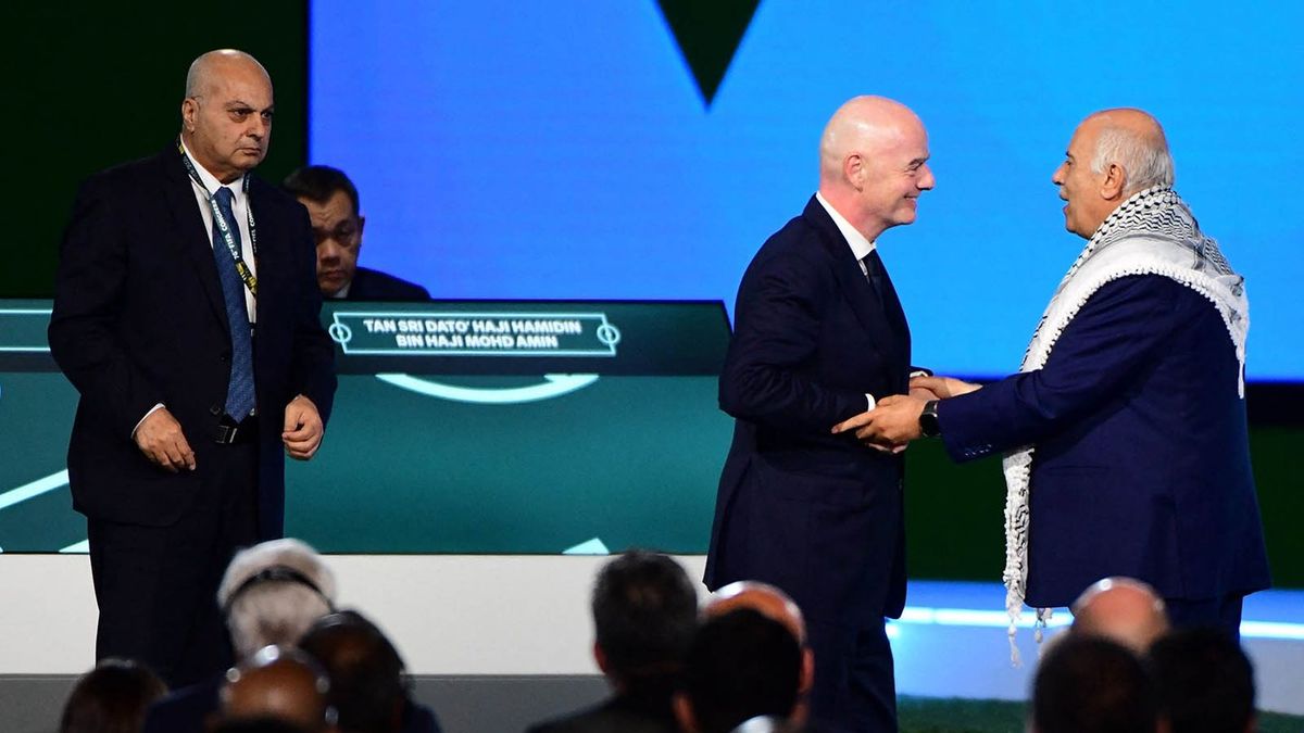 Gianni Infantino criticised for actions when on stage with Israel and