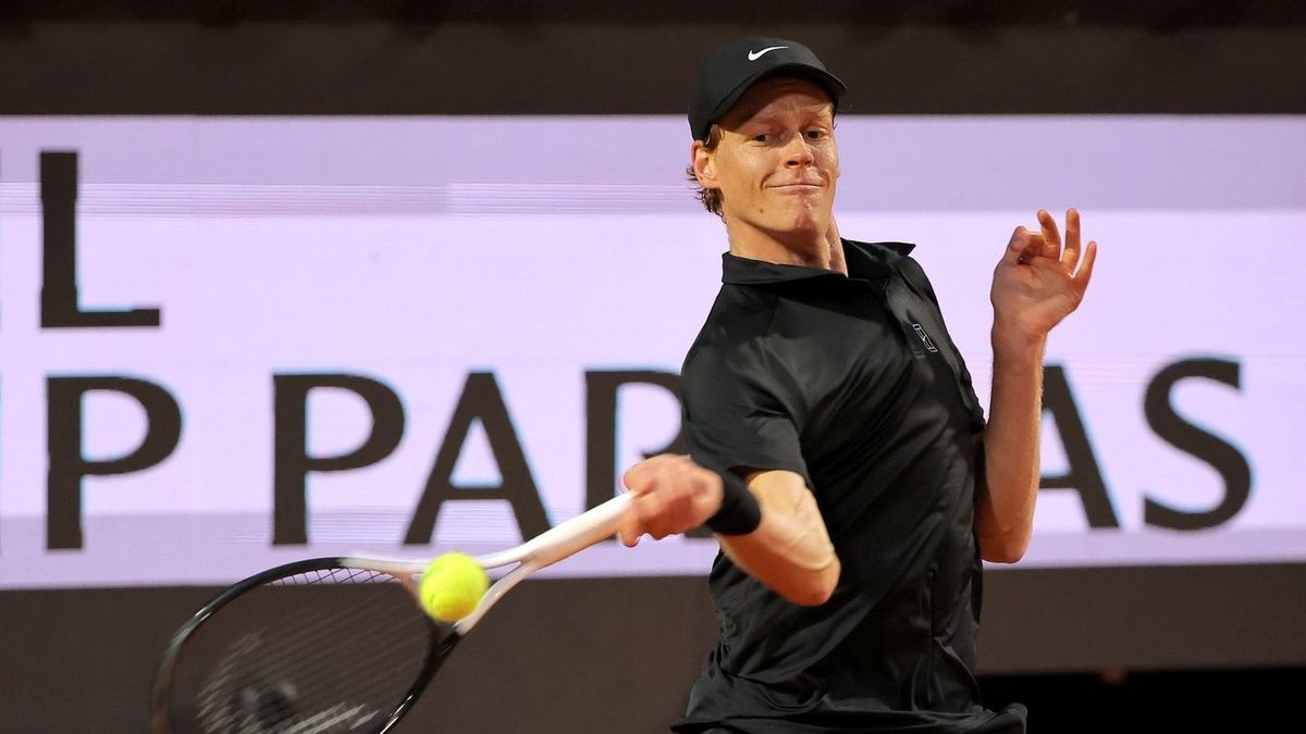 'I wouldn’t teach it...' - Jannik Sinner told one of his trademark techniques could be injury threat