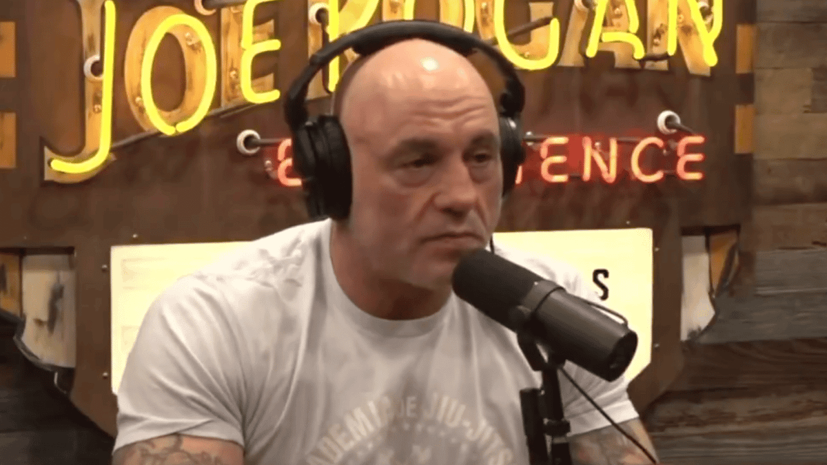 Joe Rogan gets choked up as guest makes incredibly emotional admission ...