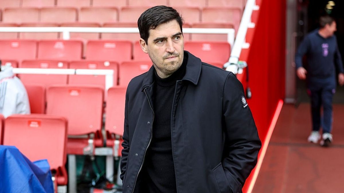 Liverpool preparing to hijack another Premier League transfer which will impact two rivals