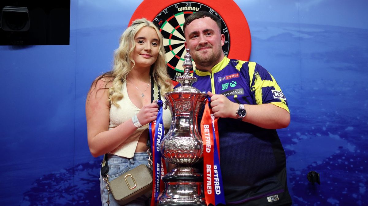 luke-littler-reveals-the-one-thing-his-girlfriend-has-forbid-him-from-doing