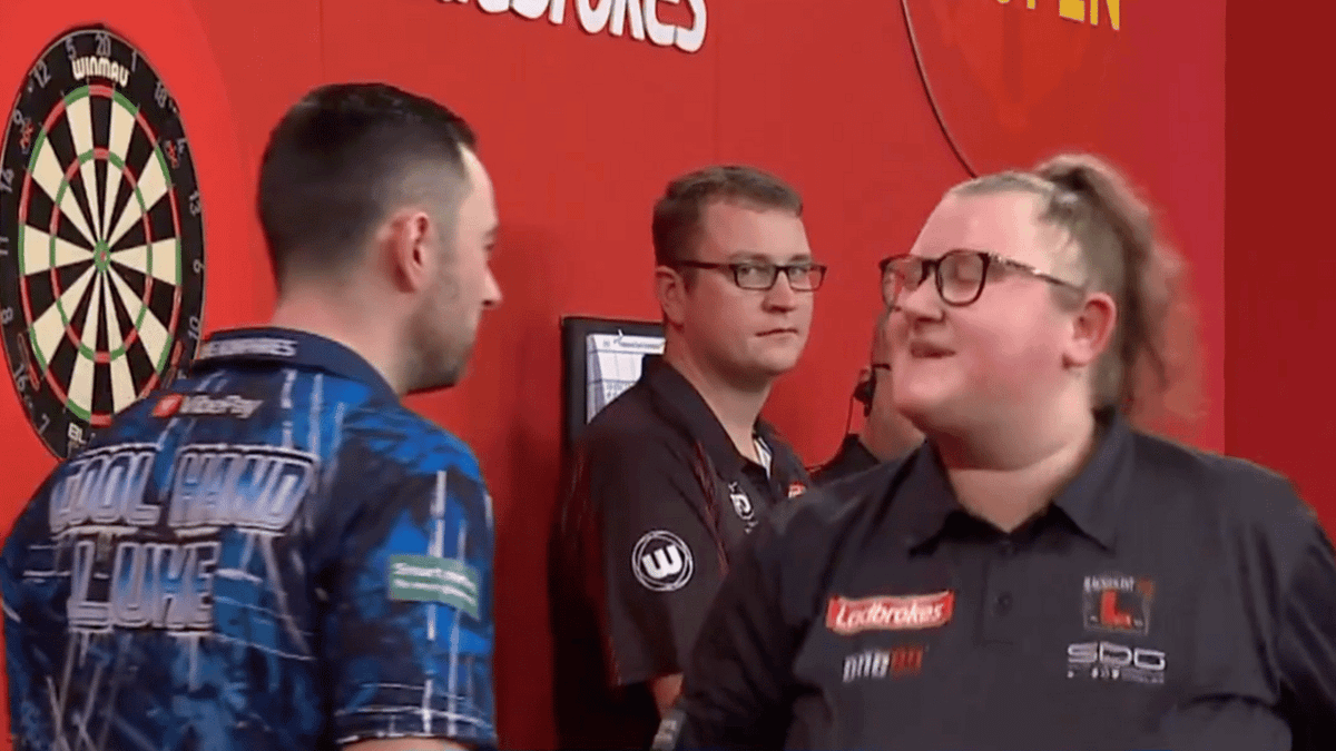 Luke Humphries’ gesture to female opponent Beau Greaves after UK Open ...