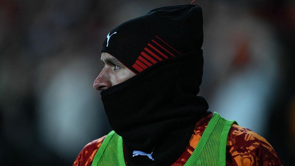 Man arrested for attacking ex-Arsenal player releases extraordinary statement