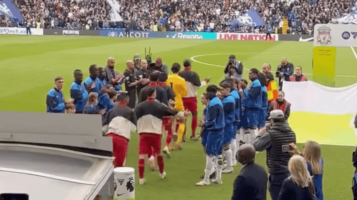 Liverpool fans left fuming with ONE Chelsea player after spotting what ...