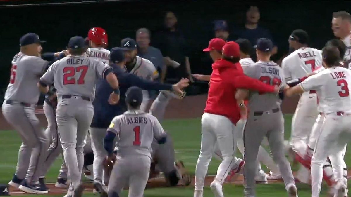 MLB game descends into utter carnage after batter sparks mass brawl
