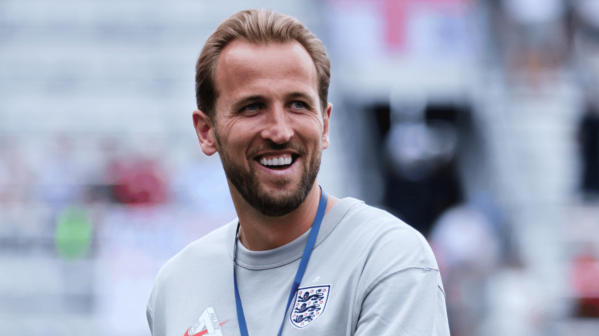 Harry Kane's Wardrobe Malfunction Goes Viral During England Photoshoot