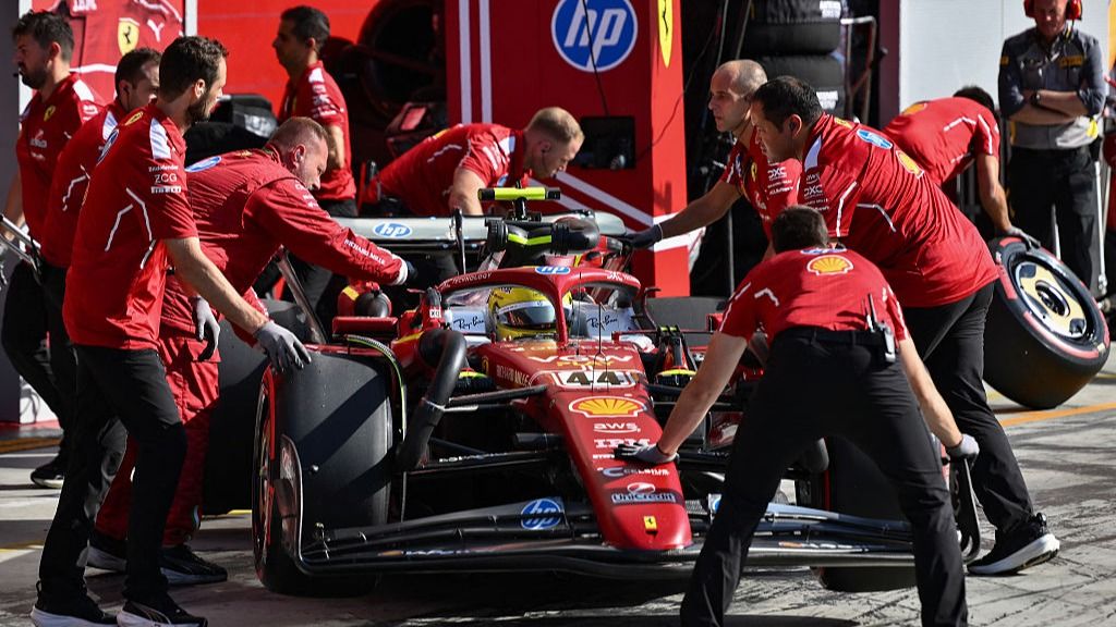 Lewis Hamilton Decision Branded 'Disgraceful' as Ferrari Miss Italian GP Pole