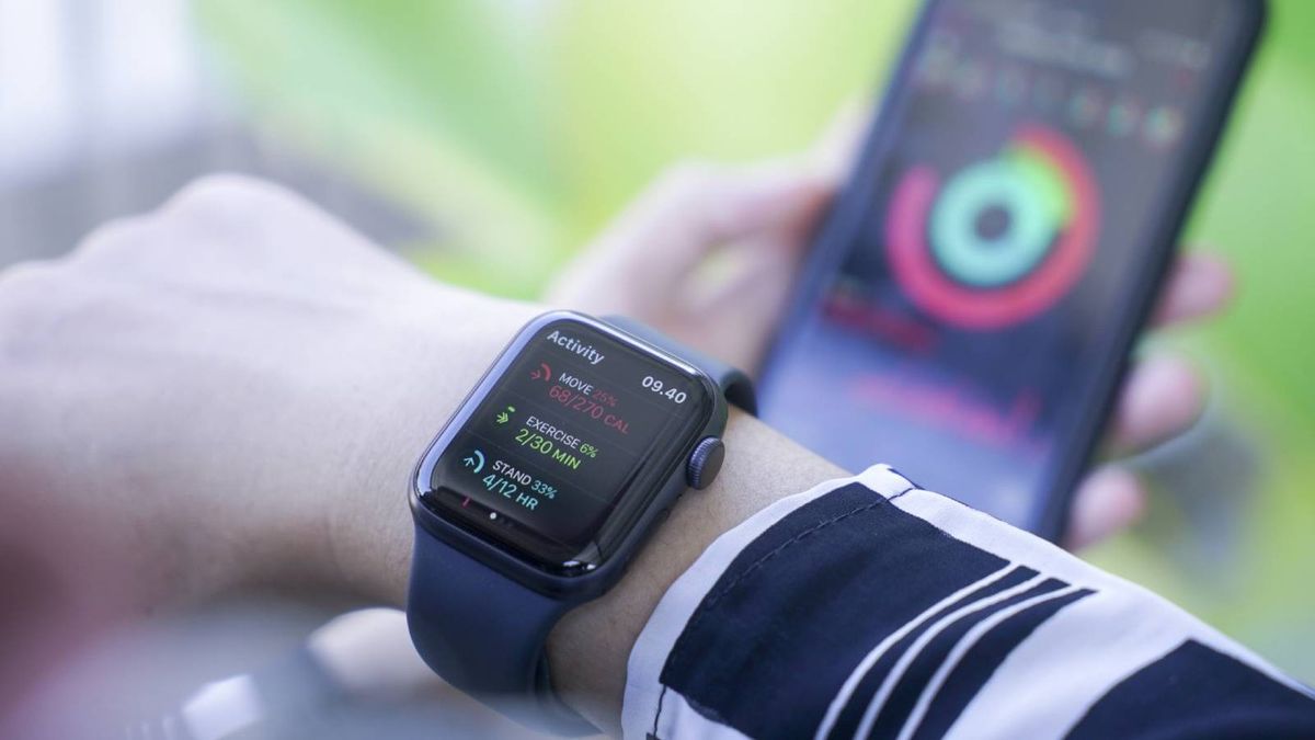 Apple Watch user says device could've 'saved their life' following unexpected notification that lead then to ER
