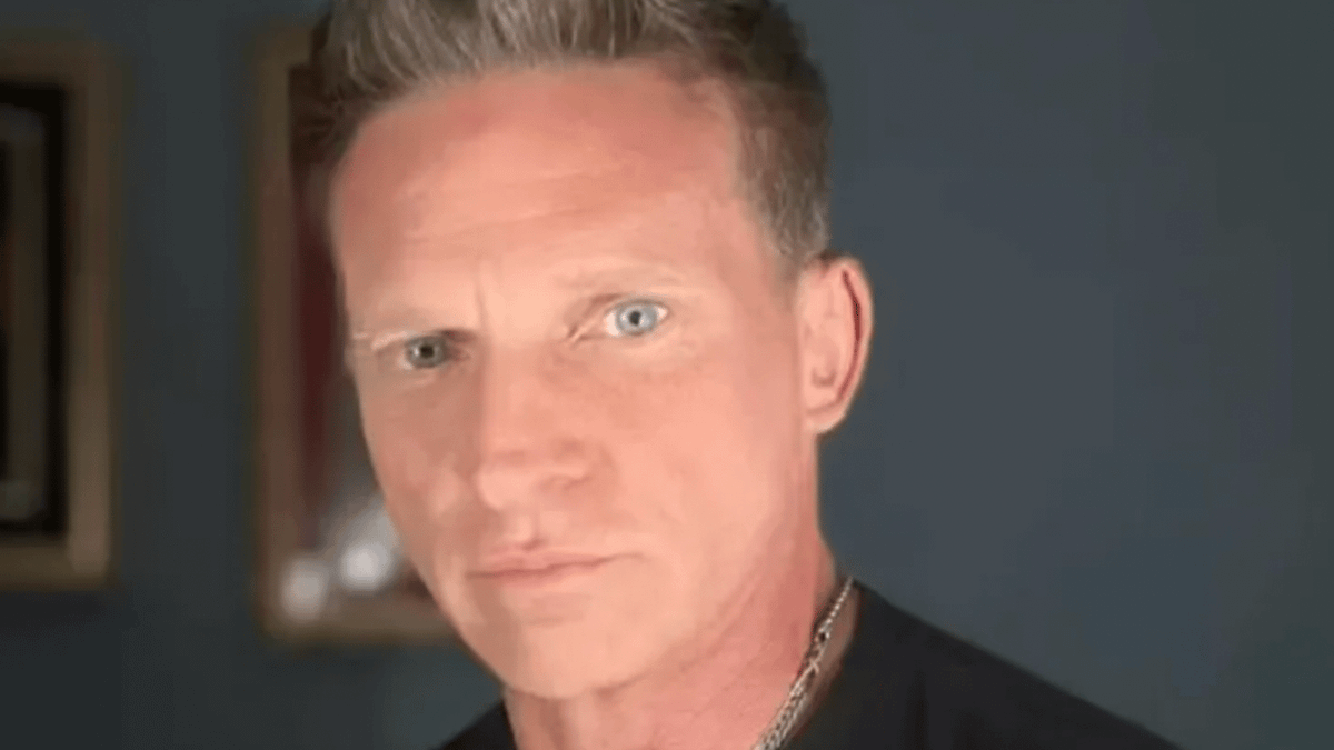 Woman loses entire life savings after scammer uses AI to pose as ...