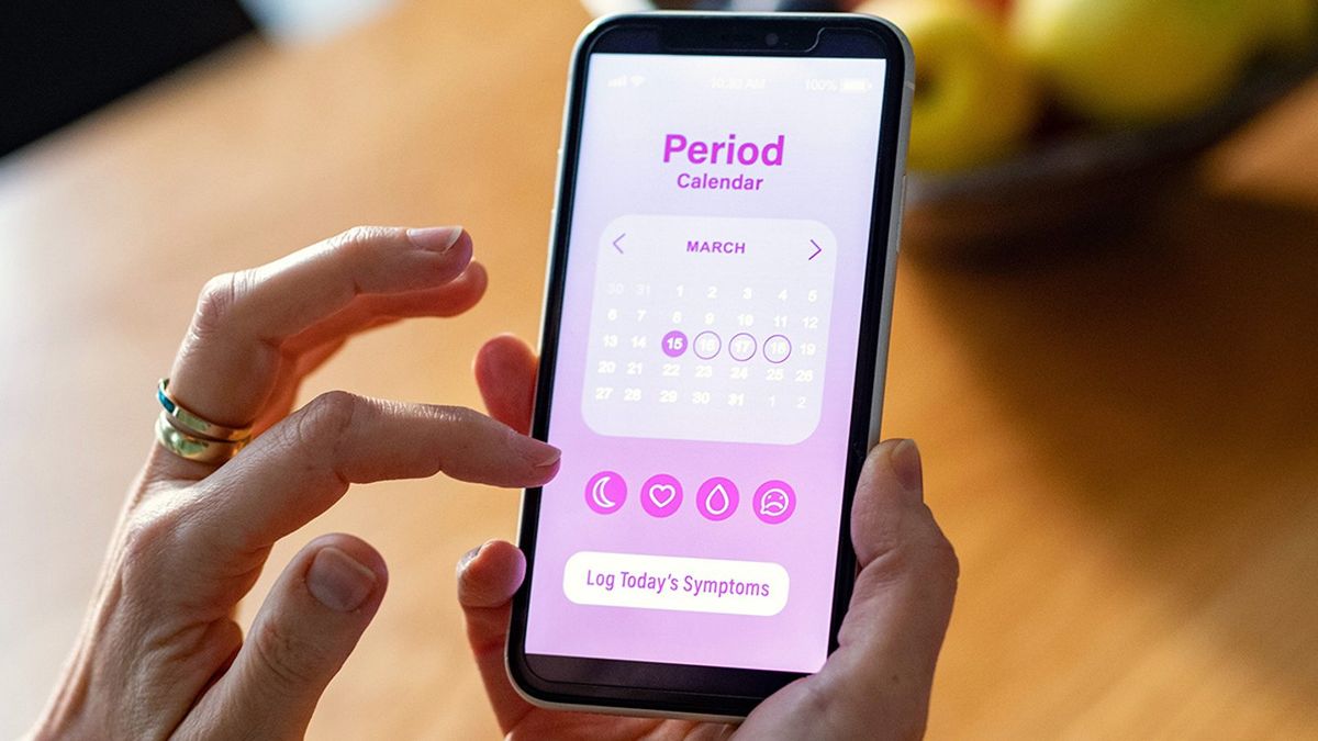 Women in 13 US states urged to delete period tracking apps now