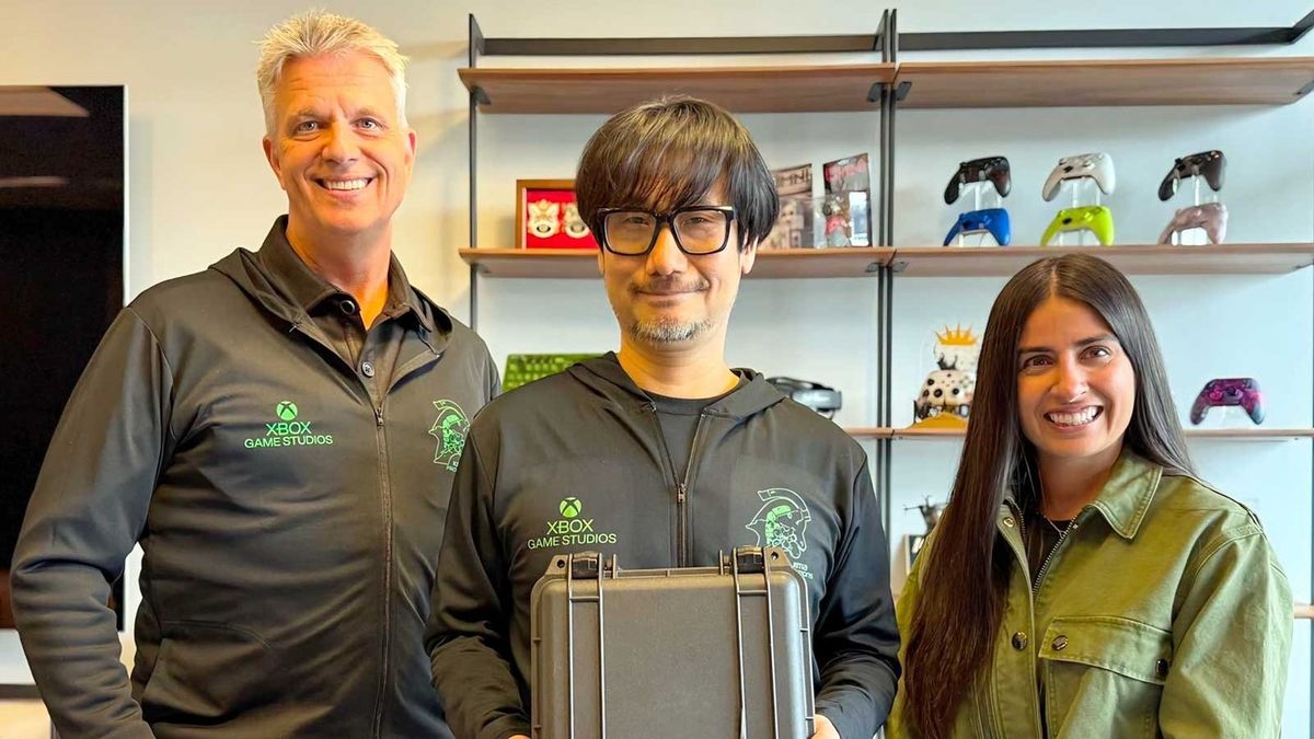 Xbox Project Helix Teased Right Under Our Noses In Potential First Look