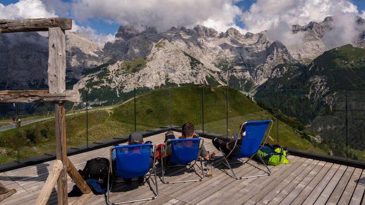 Erm... so what exactly is a 'coolcation'? Latest Gen Z travel trend, explained