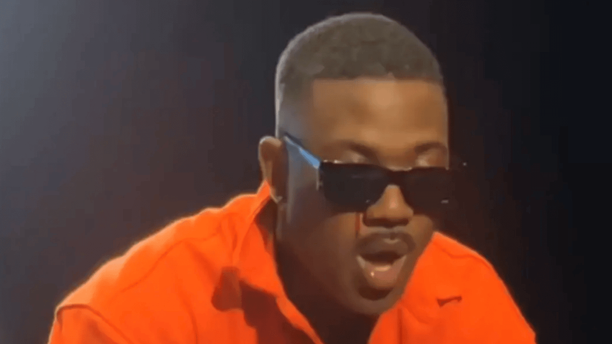 Ray J breaks silence after photographer makes claim about performance